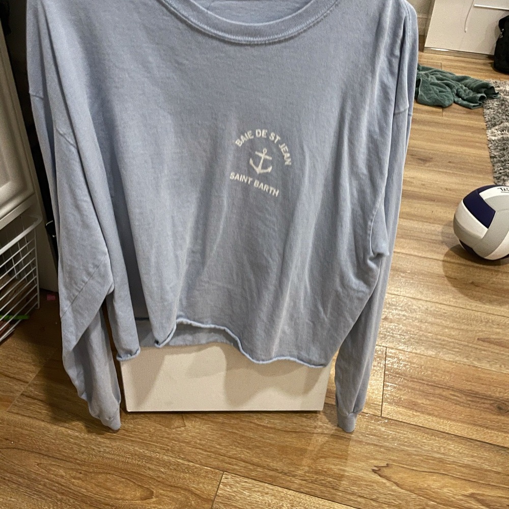 Brandy Melville Long Sleeve 💙
